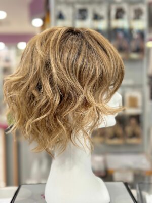 HAIRDO PARRUCCA BREEZY WAVE CUT WIG SS14/25 ELIMIN - immagine 2